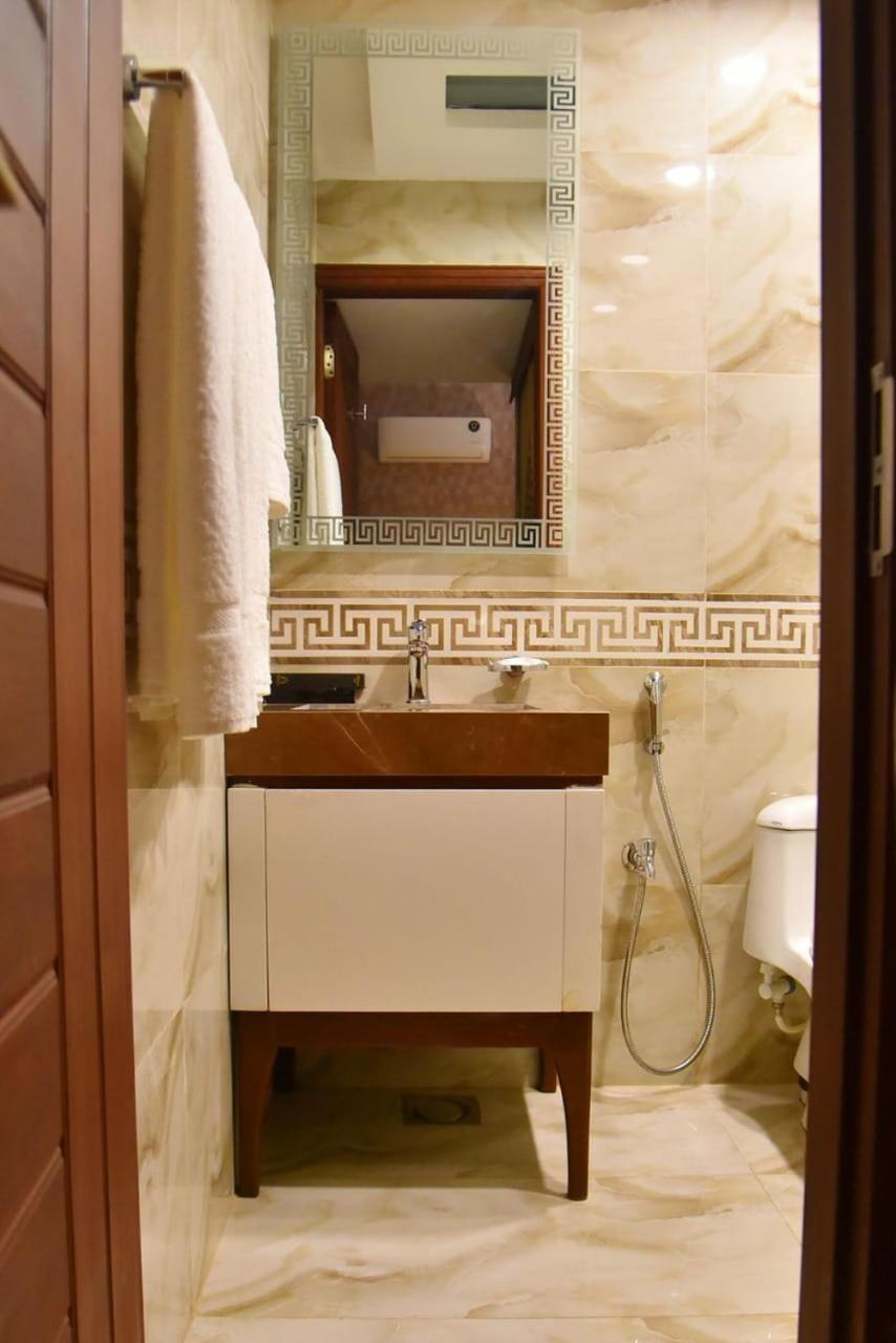 Imperial Suites Lahore Exterior foto